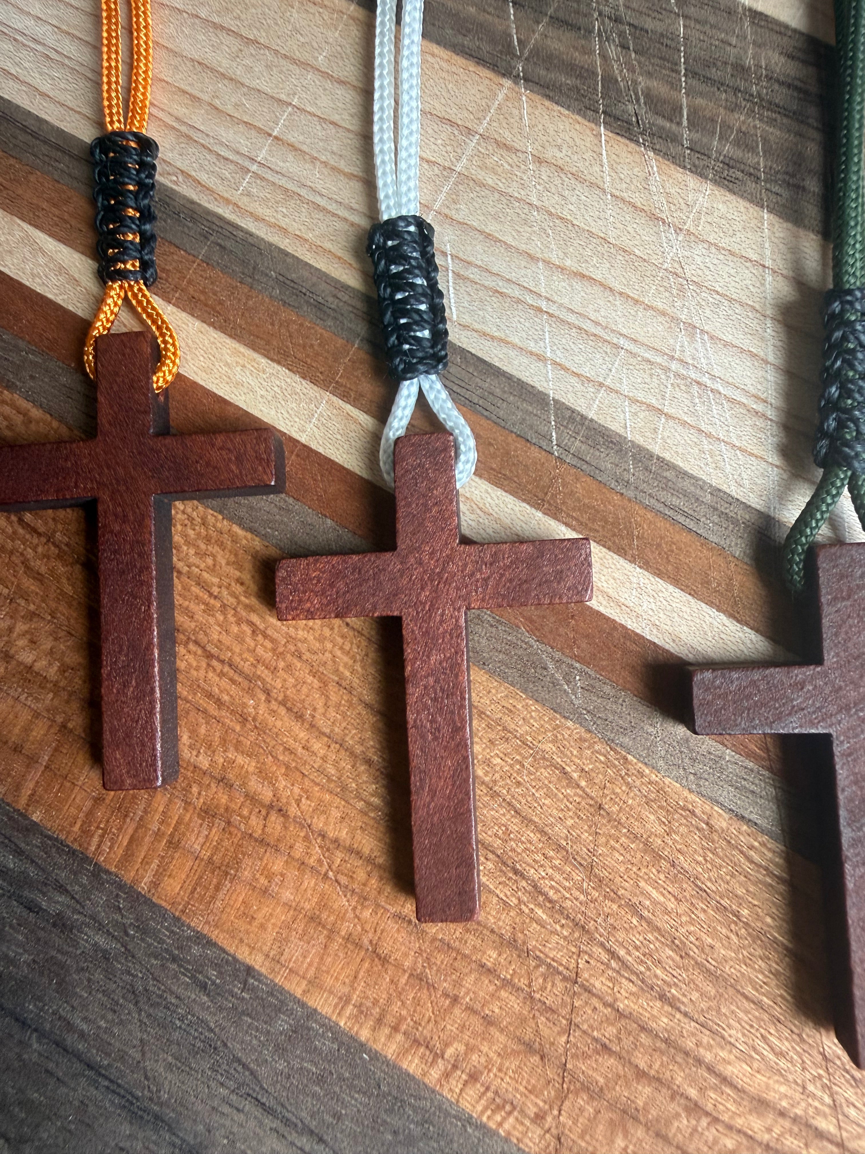 Men's Minimalist Wooden Cross Necklace | Paracord Adjustable Christian Jewelry, Lightweight and Durable Gift