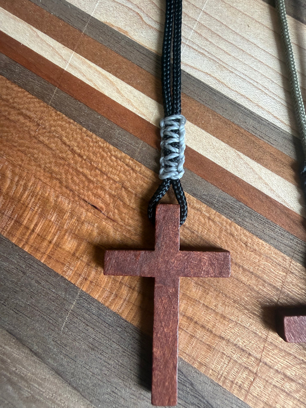 Men's Minimalist Wooden Cross Necklace | Paracord Adjustable Christian Jewelry, Lightweight and Durable Gift