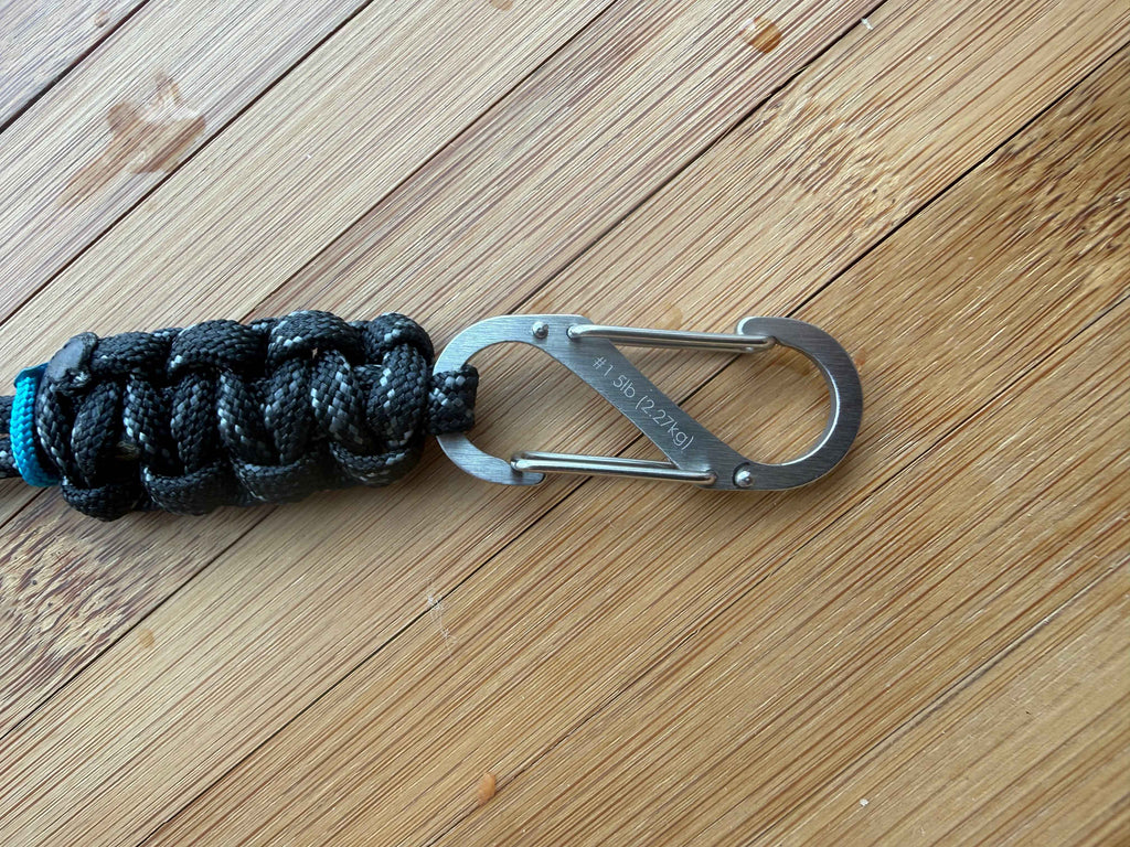 Thin Blue Line Key Fob| Stainless Steel Clip | Paracord Keychain