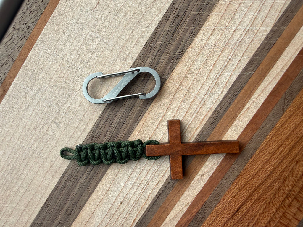 Men's Wooden Cross Short Paracord Keychain With Clip |Military, Outdoors, Faith Accessories, Stocking Stuffers