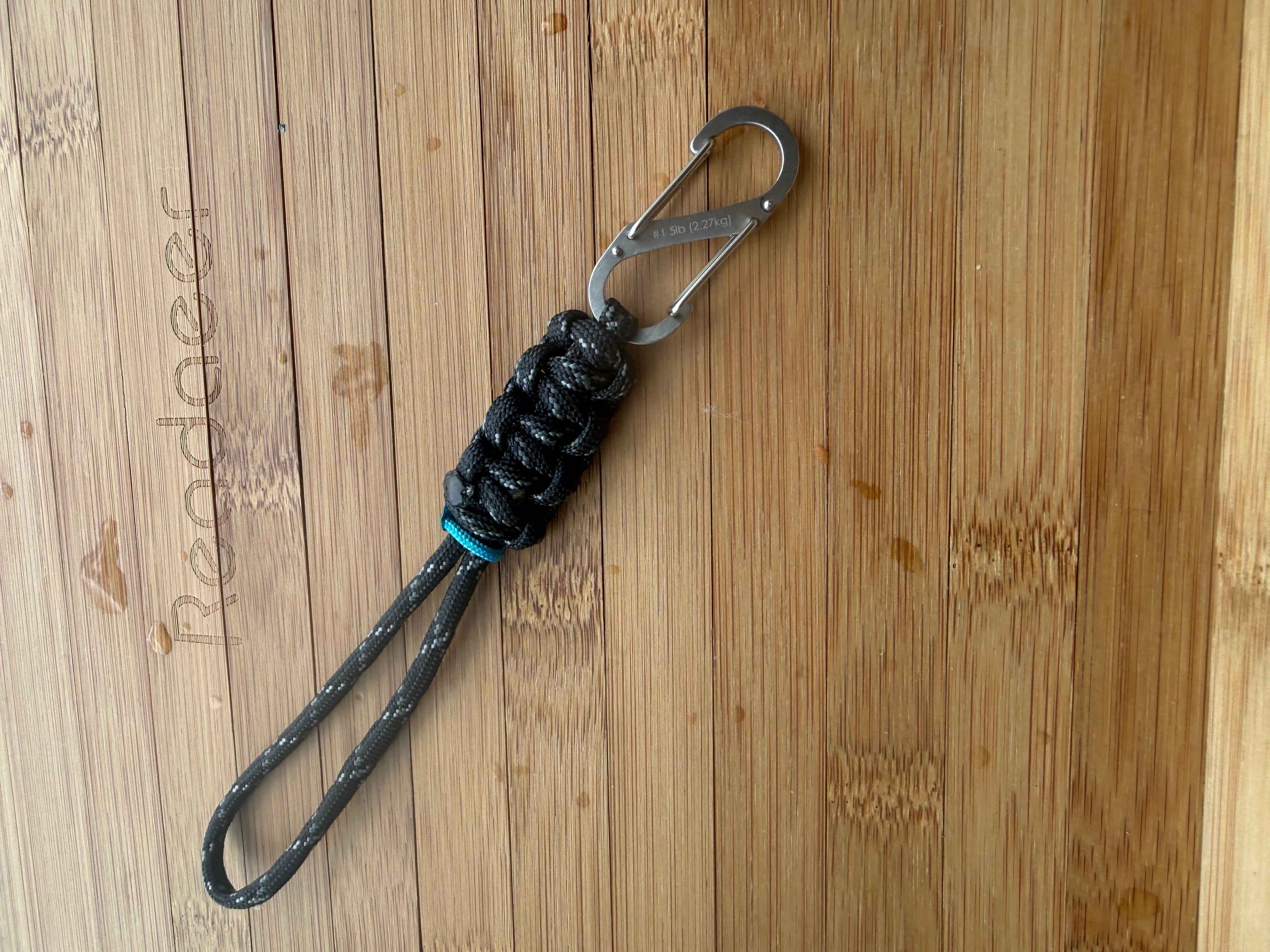 Thin Blue Line Key Fob| Stainless Steel Clip | Paracord Keychain