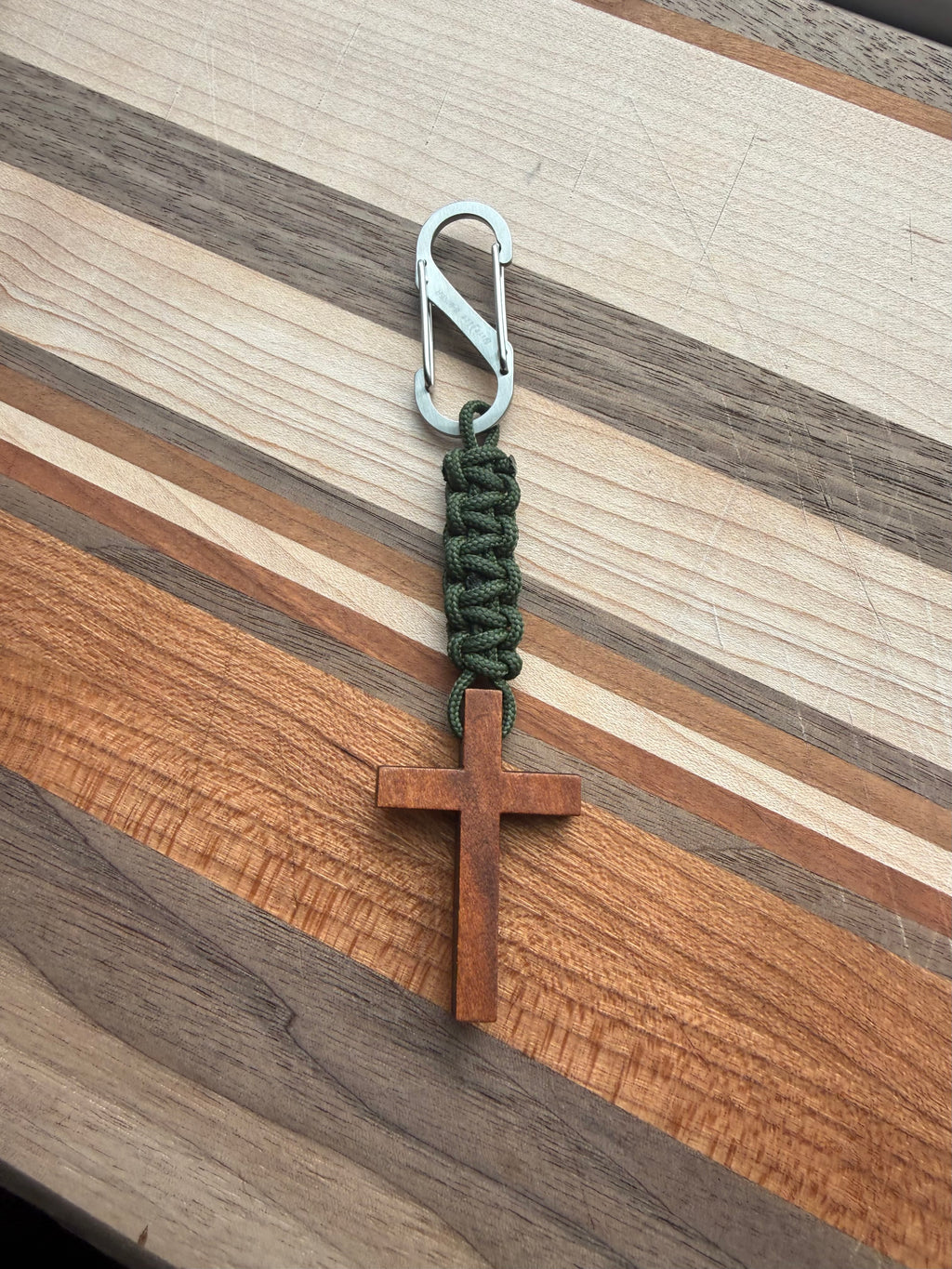 Men's Wooden Cross Short Paracord Keychain With Clip |Military, Outdoors, Faith Accessories, Stocking Stuffers