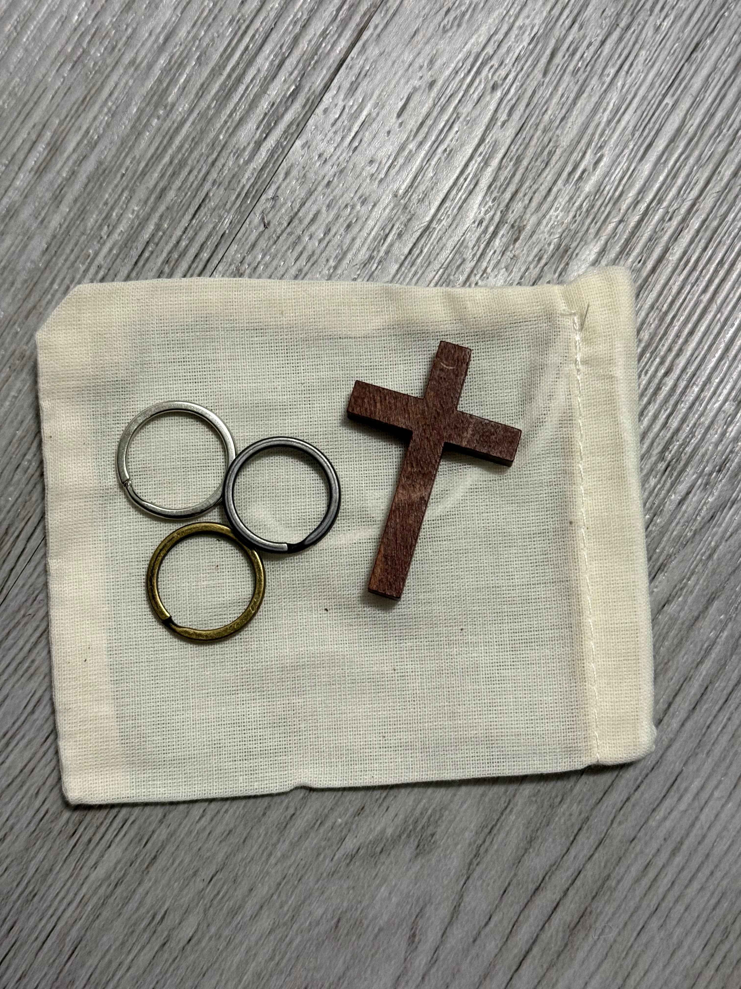 Keychain Pendant| Wooden Cross| 3 Ring Set| Silver, Bronze, Black| Cotton Bag| Gift| EDC|