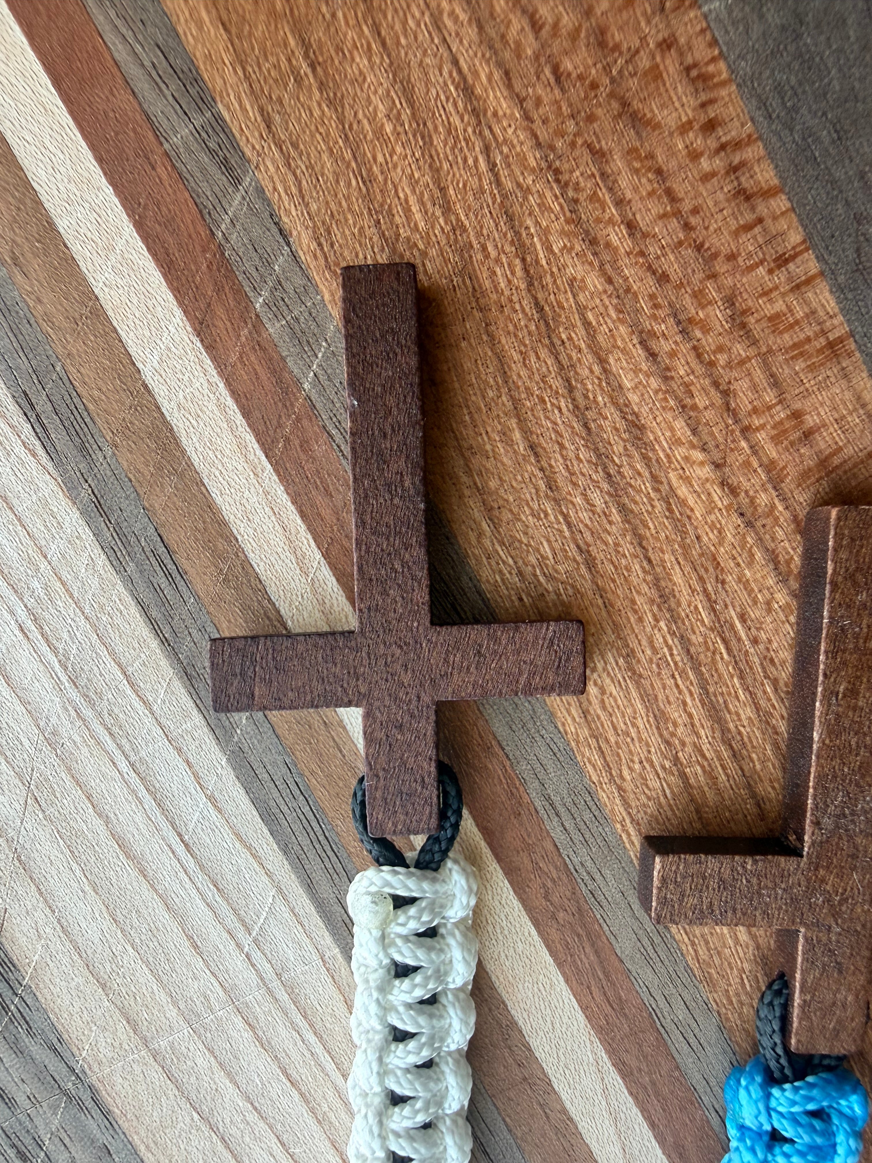 Wooden Cross Paracord Lanyard | Natural Finish| Faith, Military, Outdoors Accessories, Gift for Christian Men