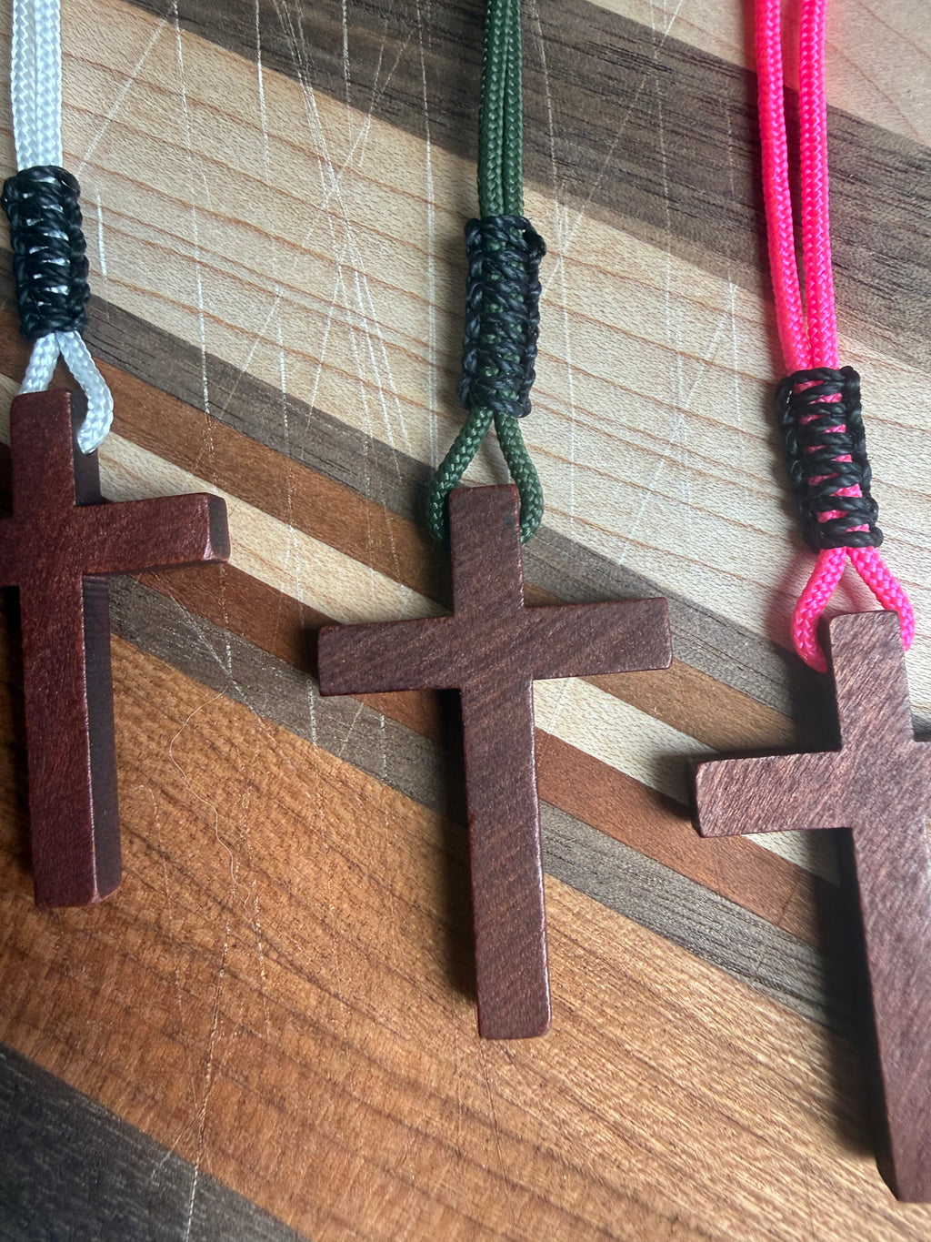 Men's Minimalist Wooden Cross Necklace | Paracord Adjustable Christian Jewelry, Lightweight and Durable Gift