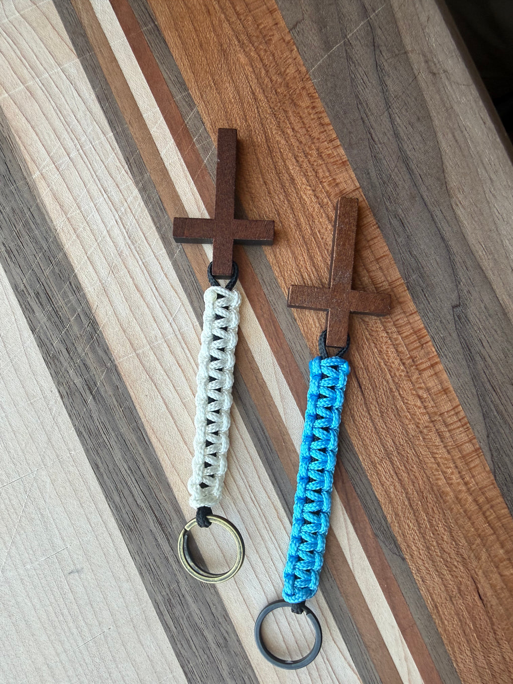 Wooden Cross Paracord Lanyard | Natural Finish| Faith, Military, Outdoors Accessories, Gift for Christian Men