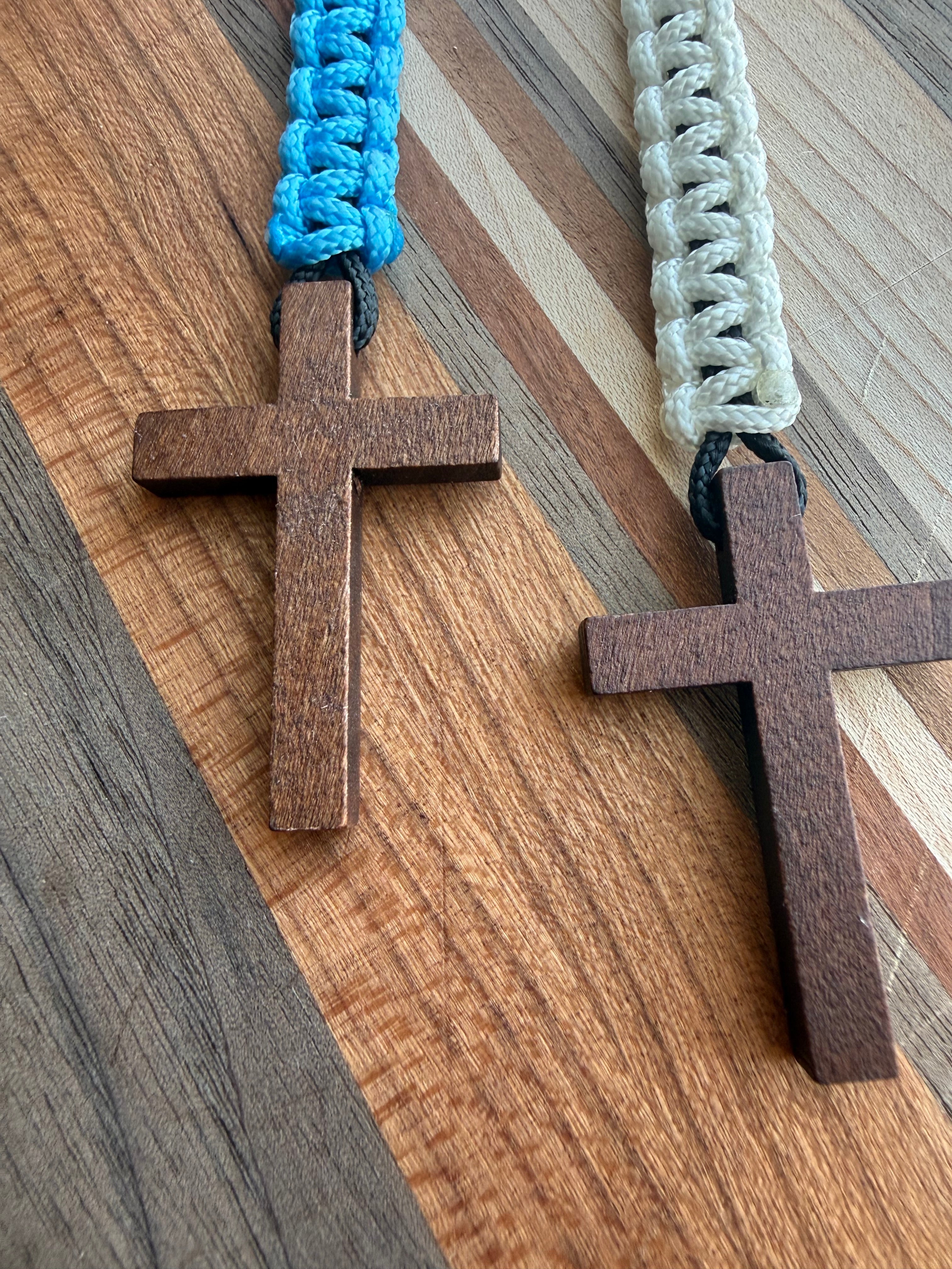 Wooden Cross Paracord Lanyard | Natural Finish| Faith, Military, Outdoors Accessories, Gift for Christian Men