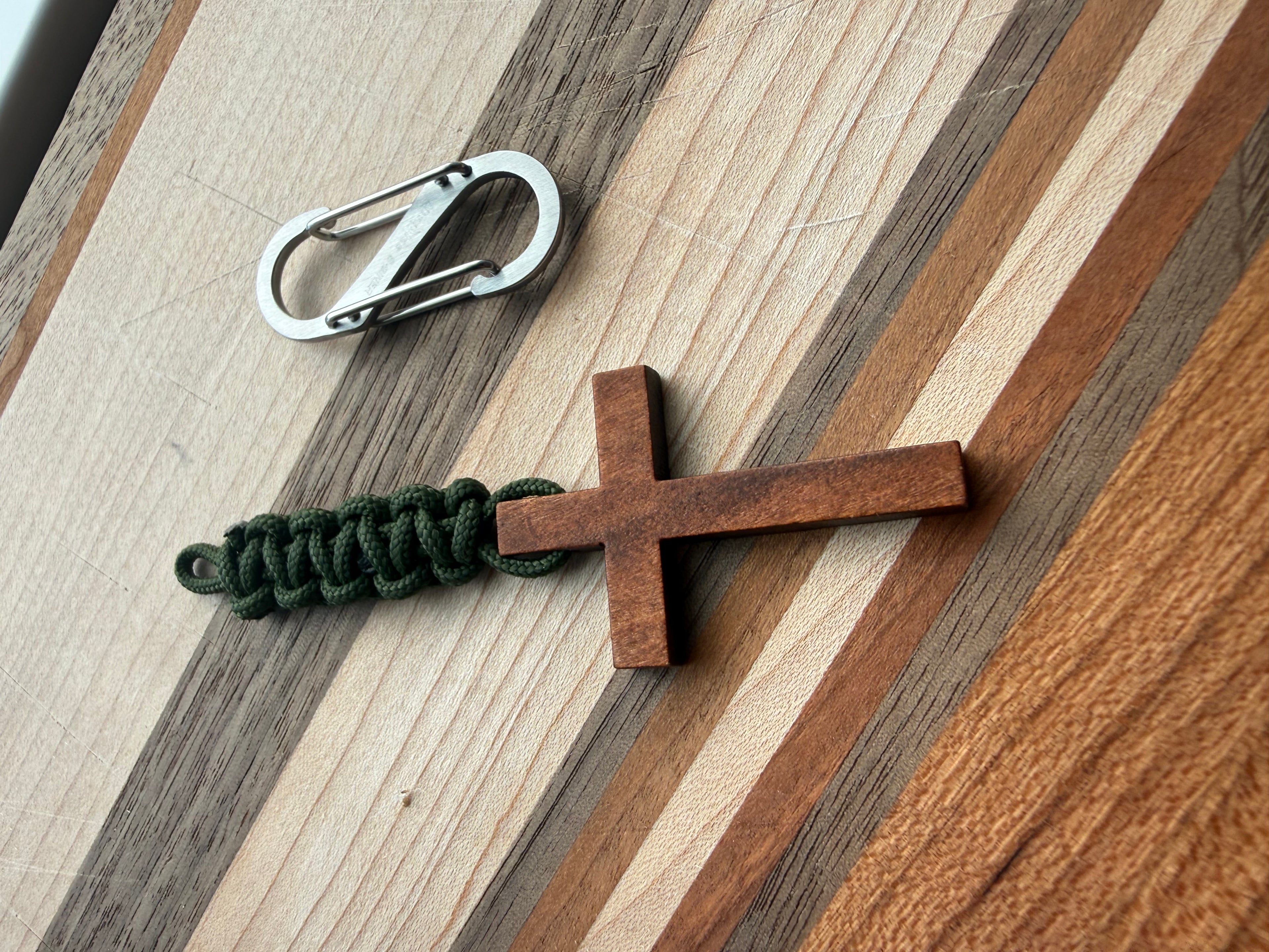 Men's Wooden Cross Short Paracord Keychain With Clip |Military, Outdoors, Faith Accessories, Stocking Stuffers