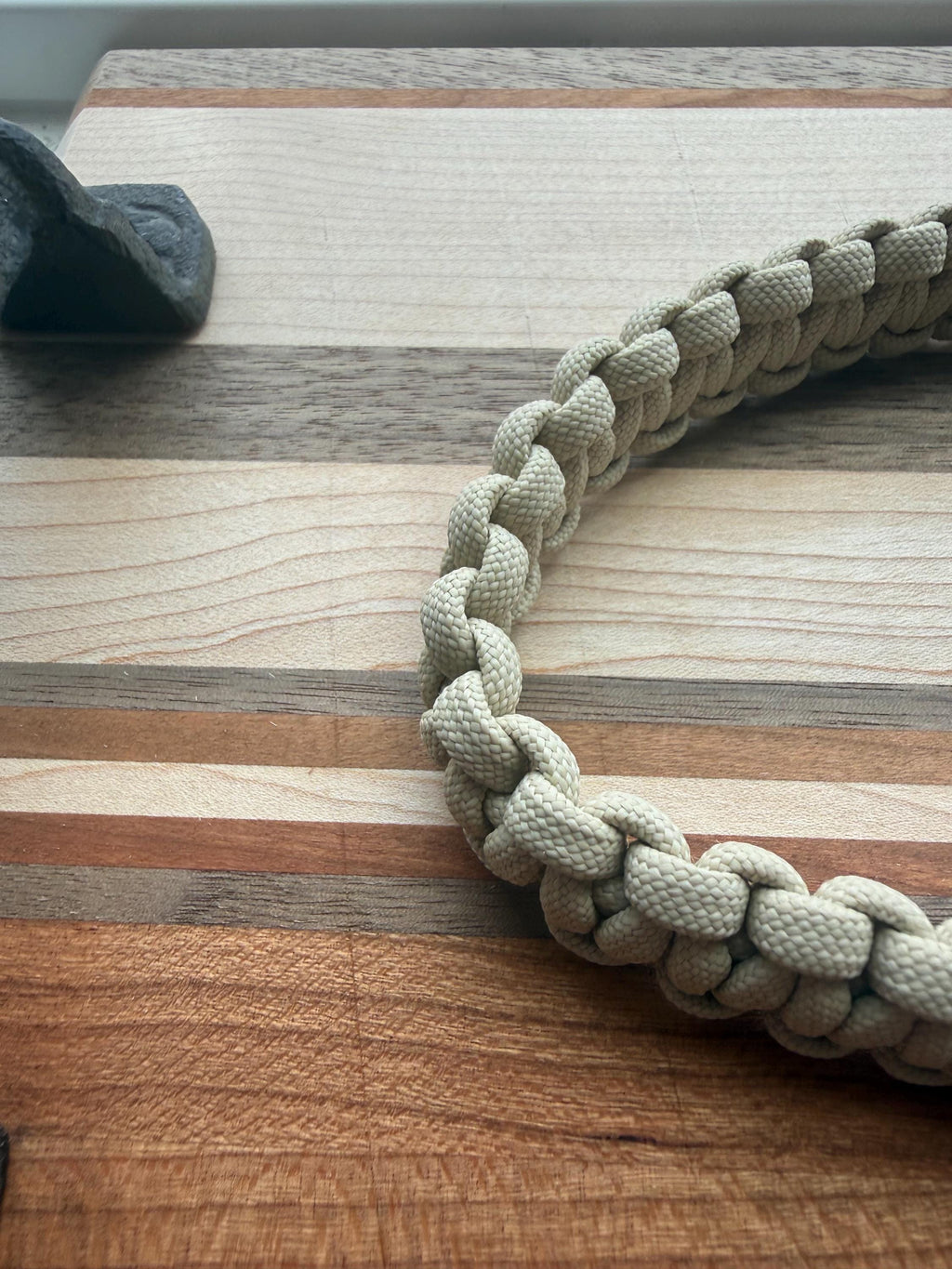 Large Paracord Retainer Lanyard | Cobra Weave, Metal Carabiner, Outdoor Gear